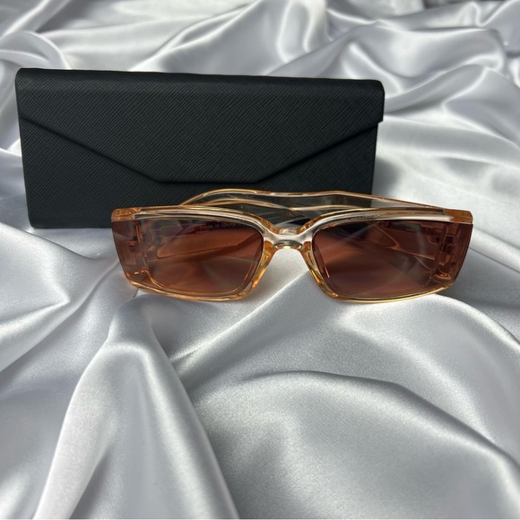 Women’s Rectangle Retro Thick Frame Cat Eye Sunglasses - Picture 4 of 6